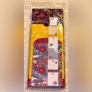 💕 $5 for $25 💕 Gift Bags set of 9 Floral Patterned in 3 sizes, New in Packaging